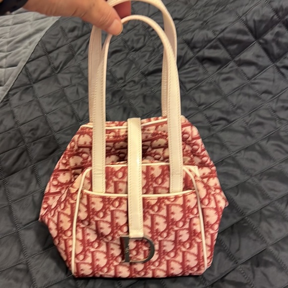 Dior purse vintage! Beautiful condition! 2000’s - Picture 8 of 14